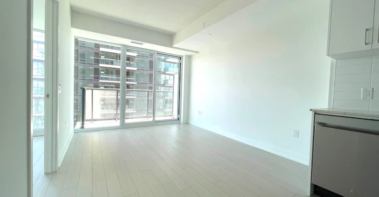 1305-4010 Eglinton Avenue W, Toronto, ON, M9A 0G5 - 9