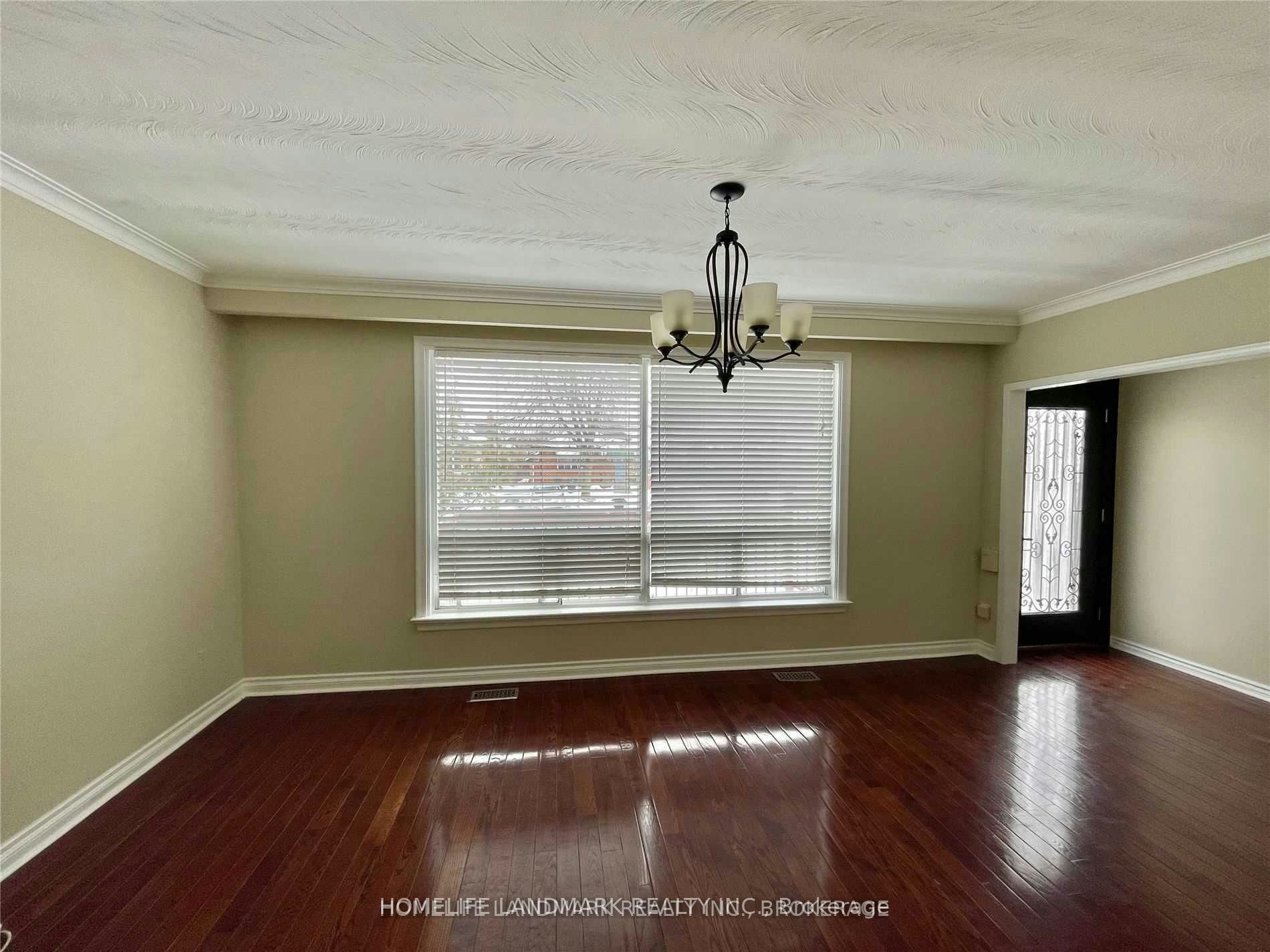 Upper-25 Edgemont Drive, Brampton, ON, L6V 1K9 - 2
