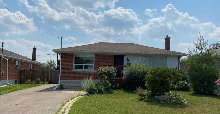Upper-25 Edgemont Drive, Brampton, ON, L6V 1K9