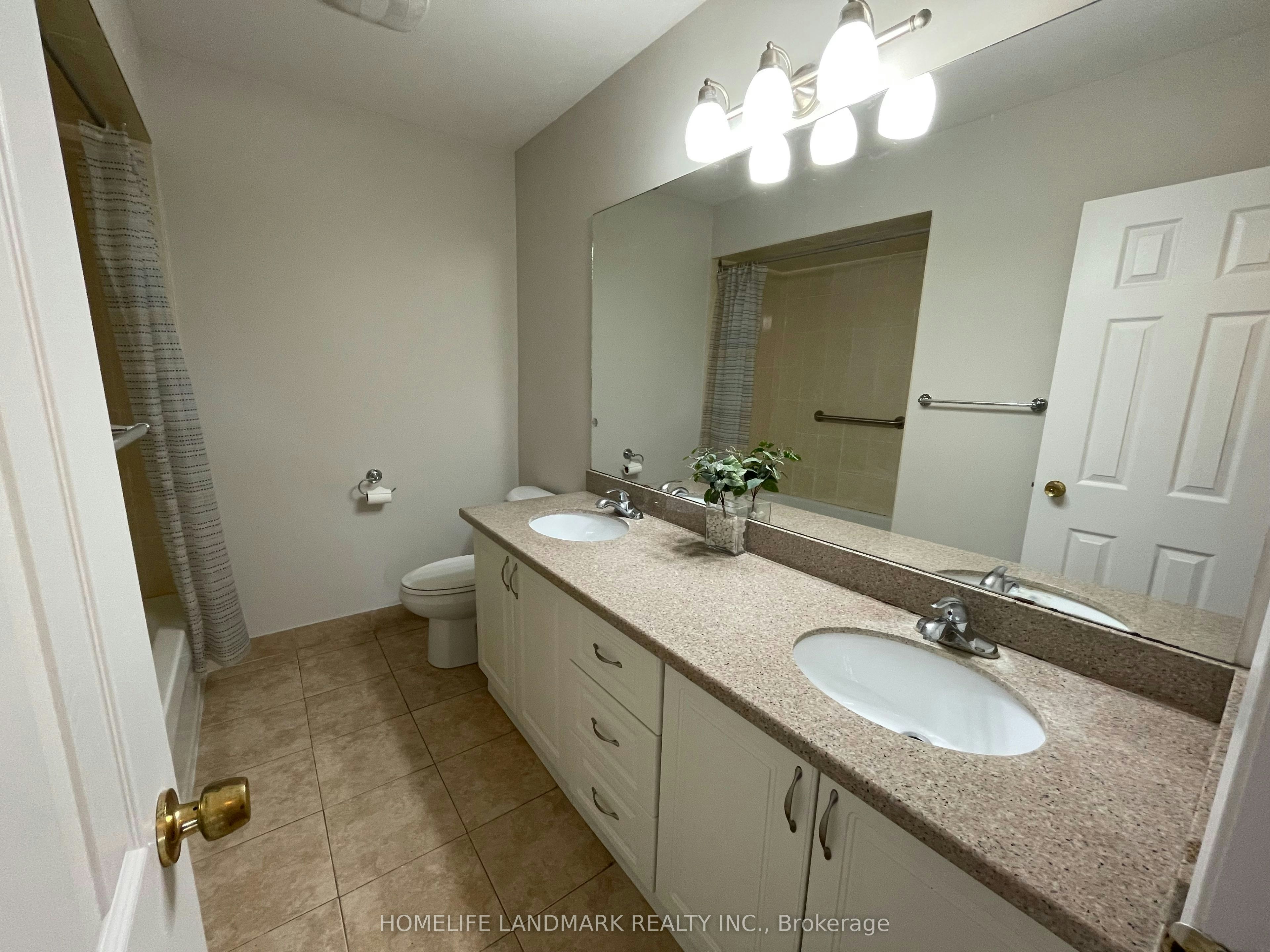 1245 Shamir Crescent, Mississauga, ON, L5C 1L2 - 10