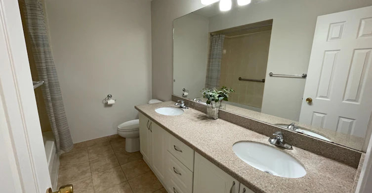 1245 Shamir Crescent, Mississauga, ON, L5C 1L2 - 10