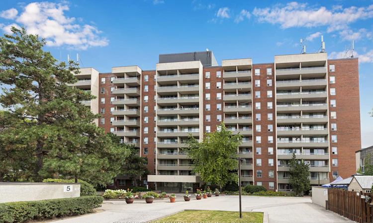 513-1 Four Winds Drive