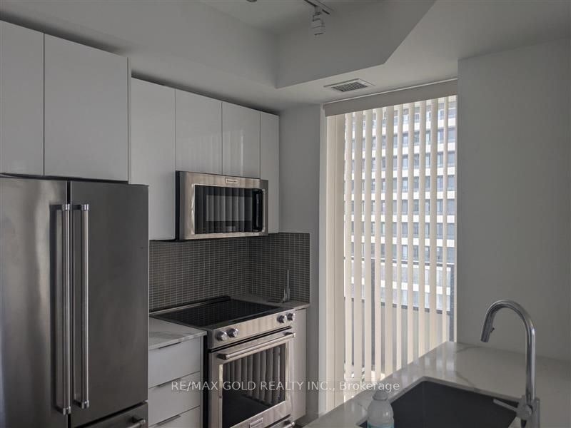 3803-20 Shore Breeze Drive, Toronto, ON, M8V 0J1 - 3