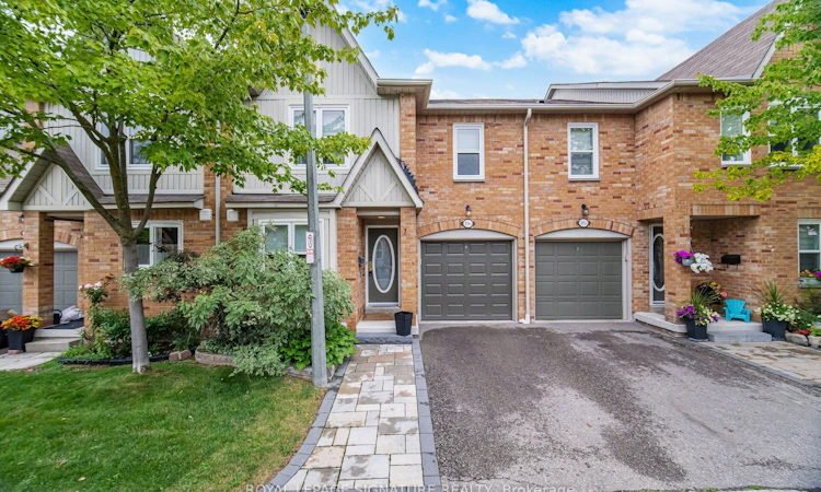 19A-5940 Glen Erin Drive