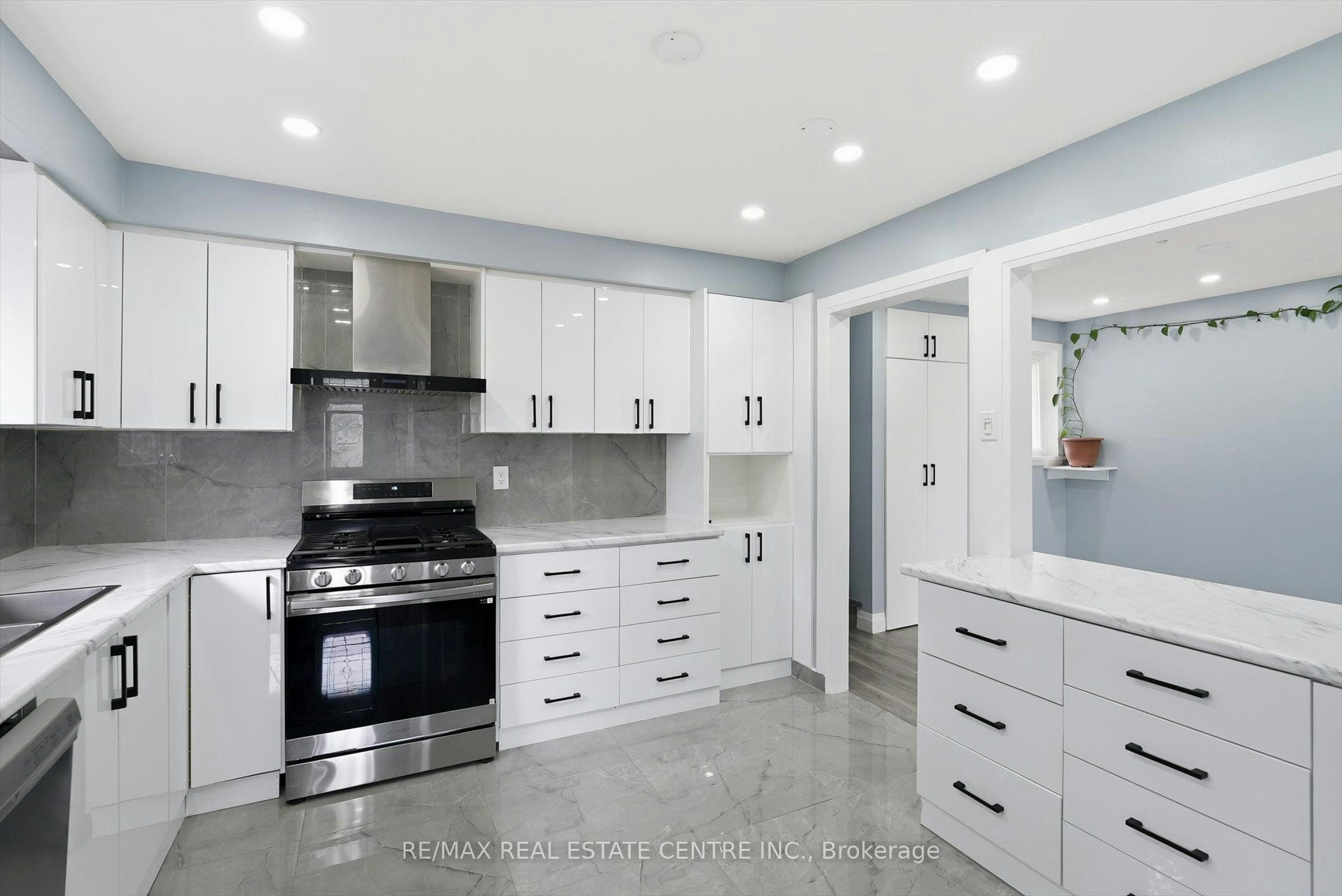 Main-33 Garside Crescent, Brampton, ON, L6S 1H5 - 7
