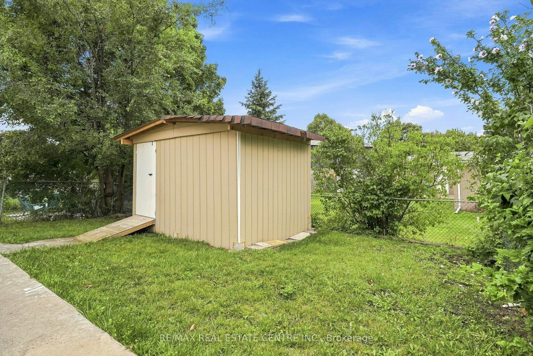 Main-33 Garside Crescent, Brampton, ON, L6S 1H5 - 33