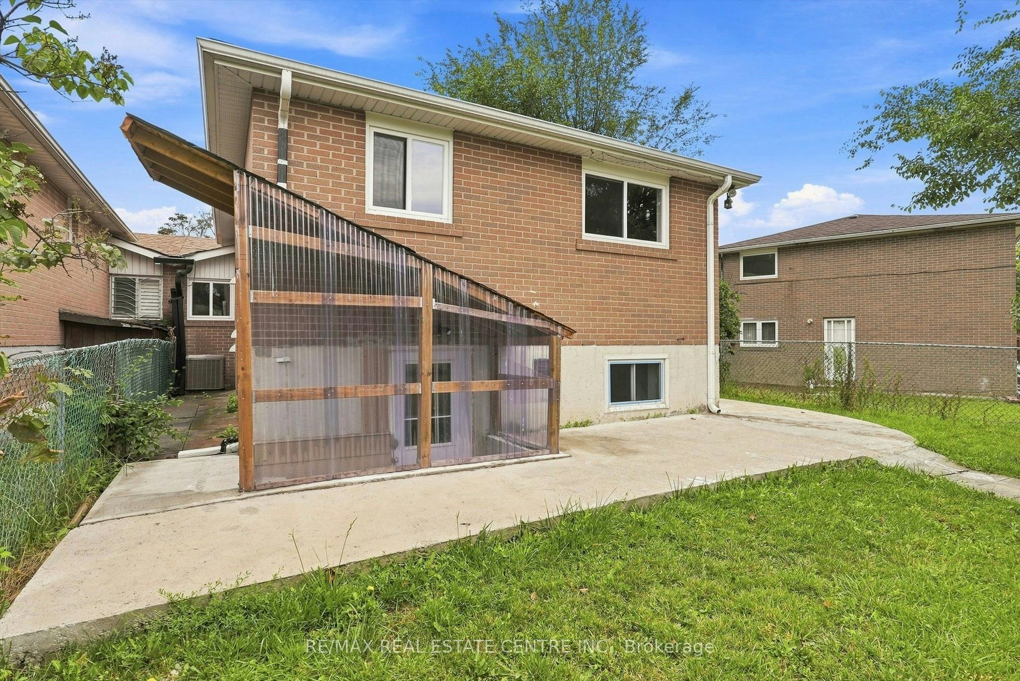Lower-33 Garside Crescent, Brampton, ON, L6S 1H5 - 20
