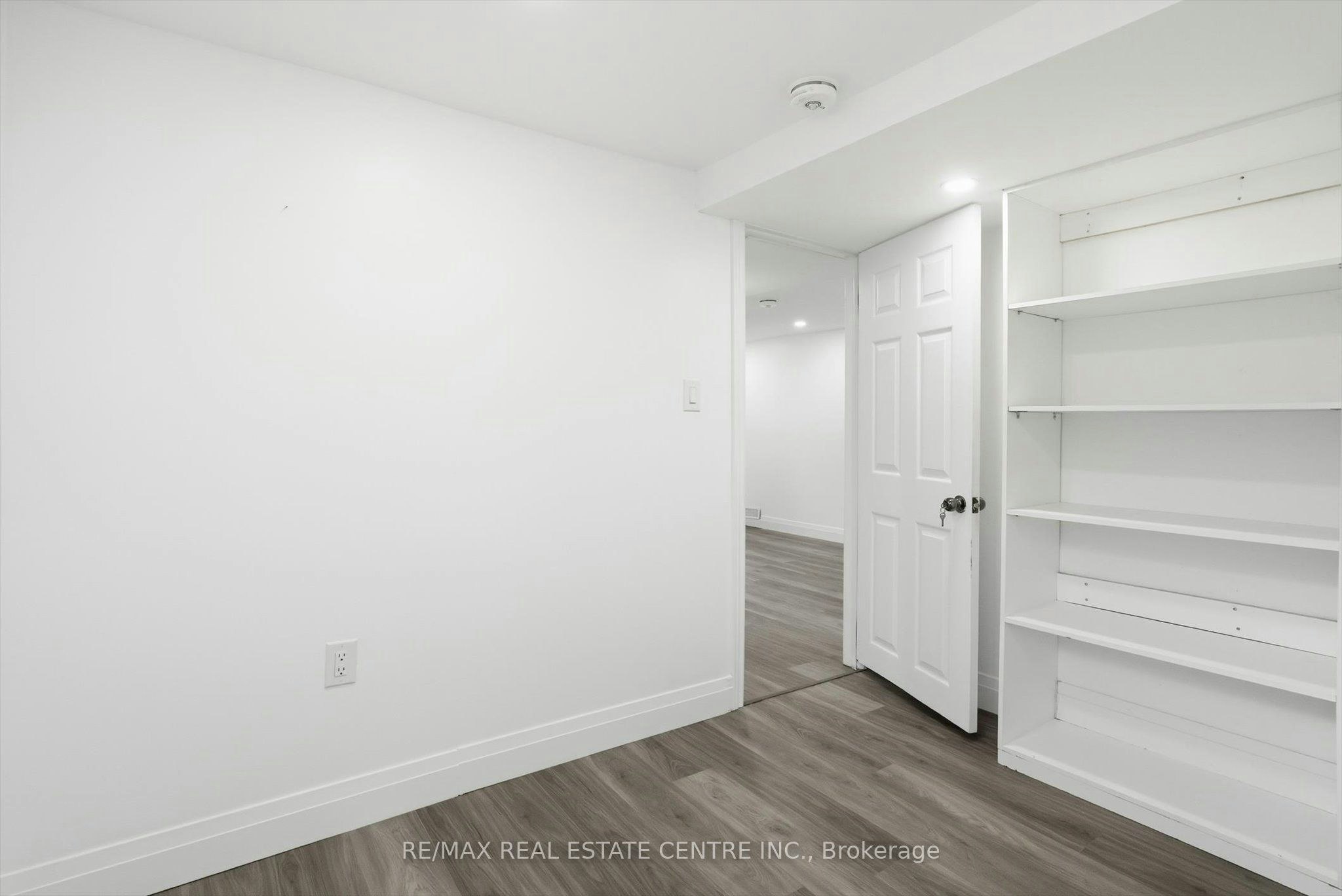 Lower-33 Garside Crescent, Brampton, ON, L6S 1H5 - 14