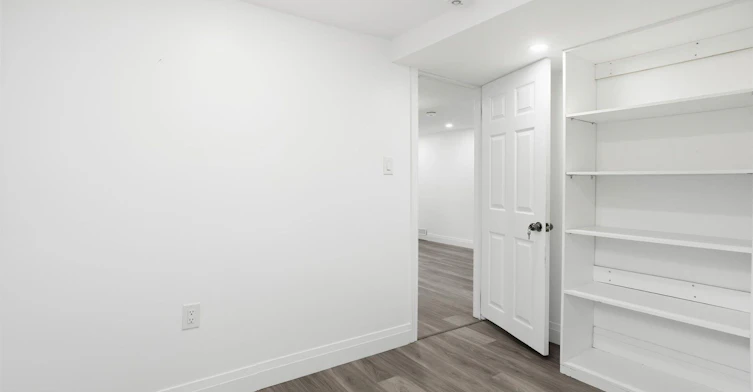 Lower-33 Garside Crescent, Brampton, ON, L6S 1H5 - 14