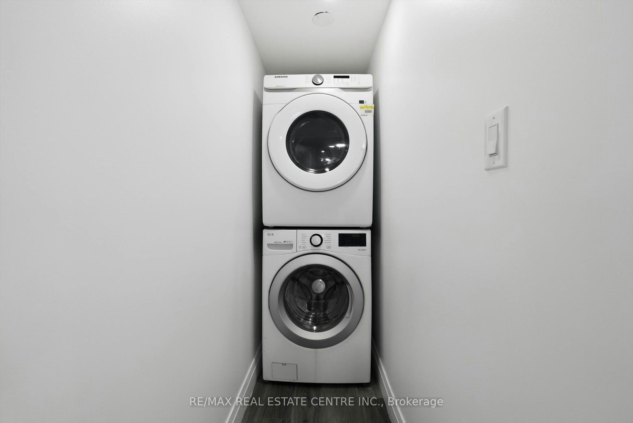 Lower-33 Garside Crescent, Brampton, ON, L6S 1H5 - 16
