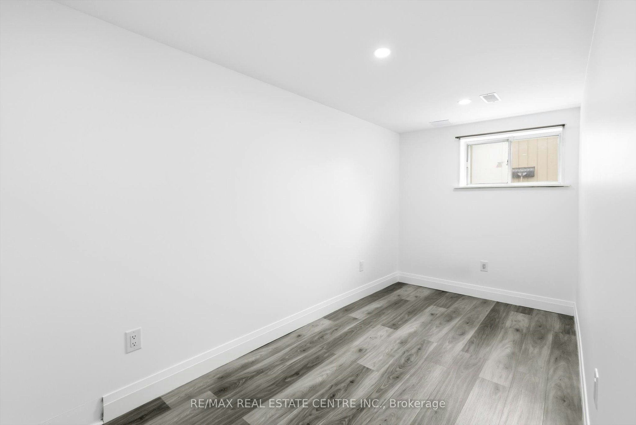Lower-33 Garside Crescent, Brampton, ON, L6S 1H5 - 10