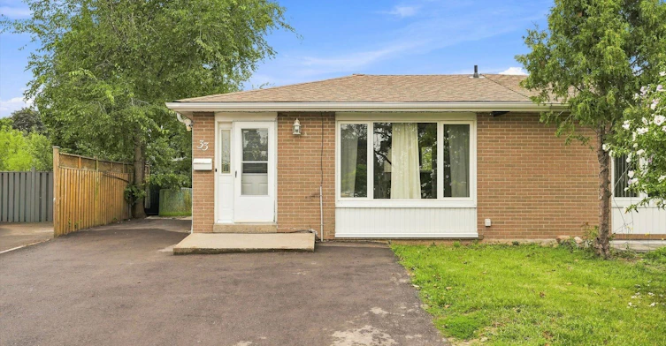 Lower-33 Garside Crescent, Brampton, ON, L6S 1H5