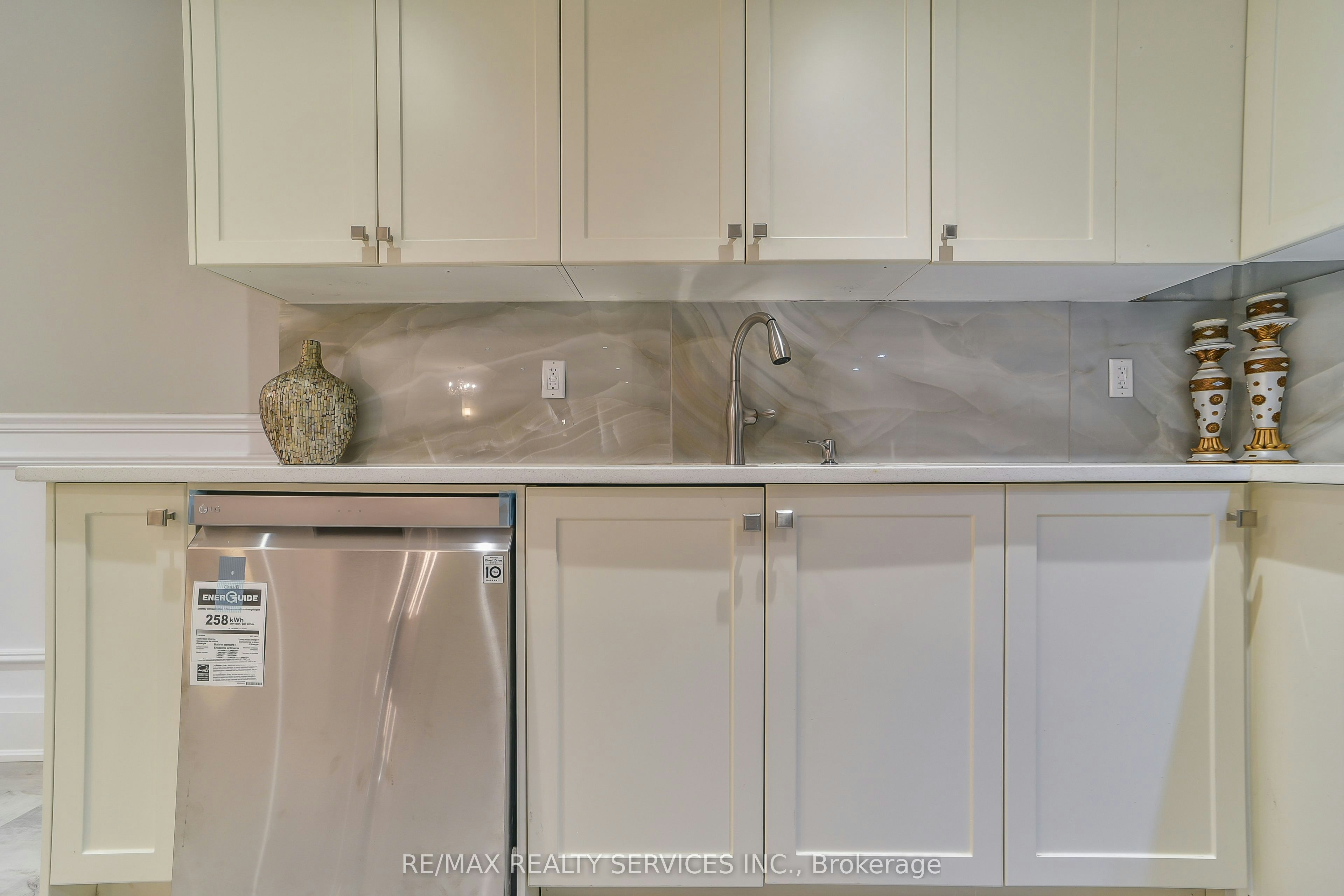 Bsmt-20 Malaspina Close, Brampton, ON, L6Y 6E2 - 20