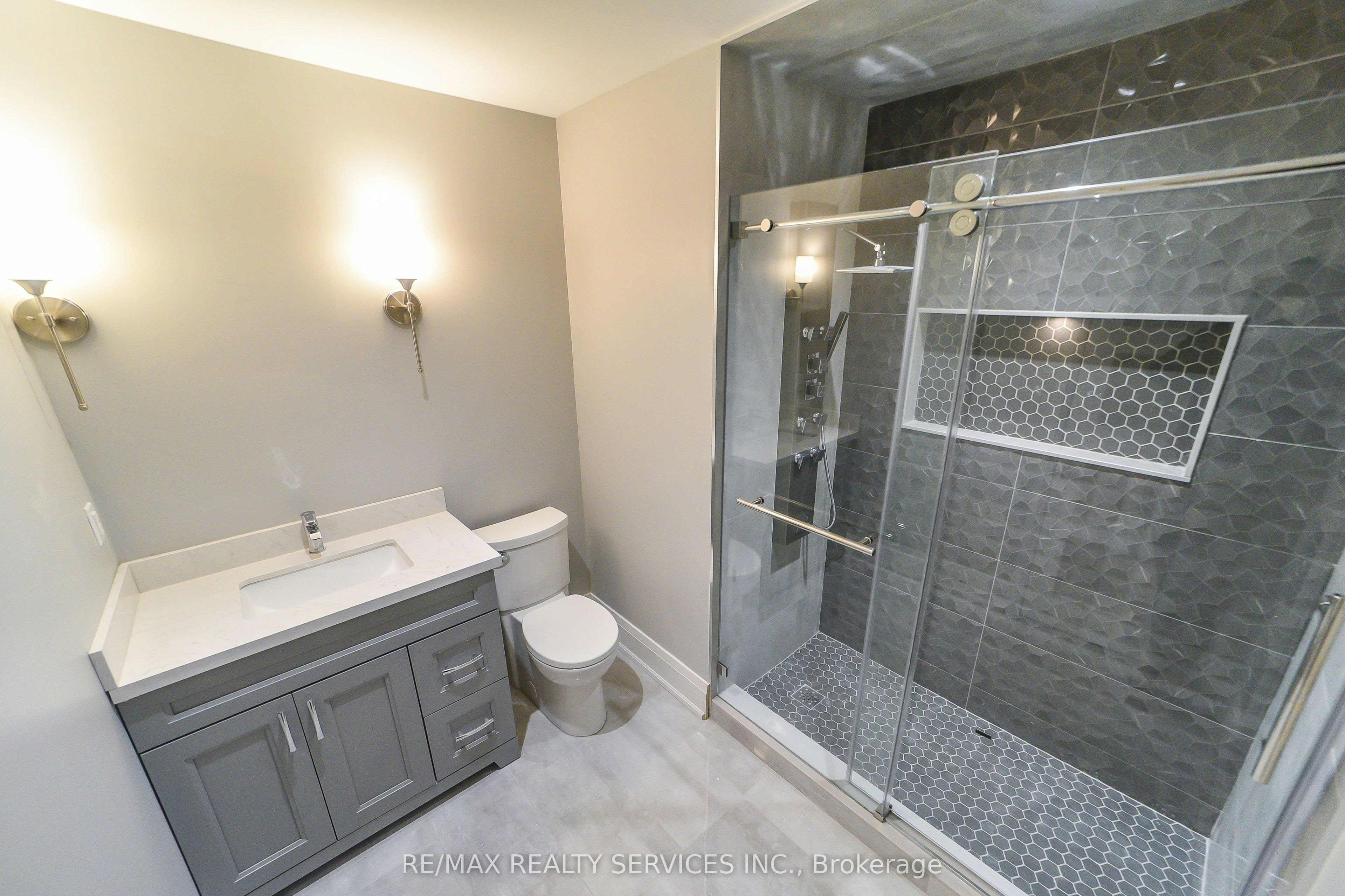 Bsmt-20 Malaspina Close, Brampton, ON, L6Y 6E2 - 9