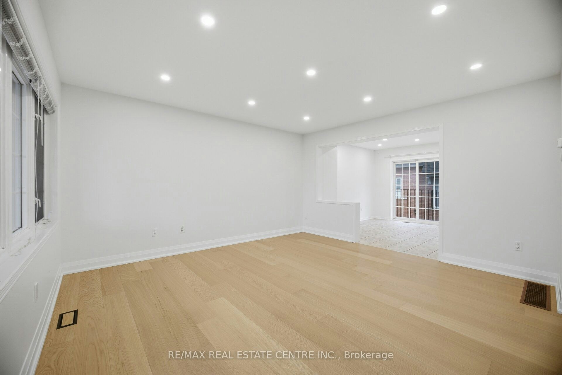 10-2360 Parkhaven Boulevard, Oakville, ON, L6H 7S6 - 9