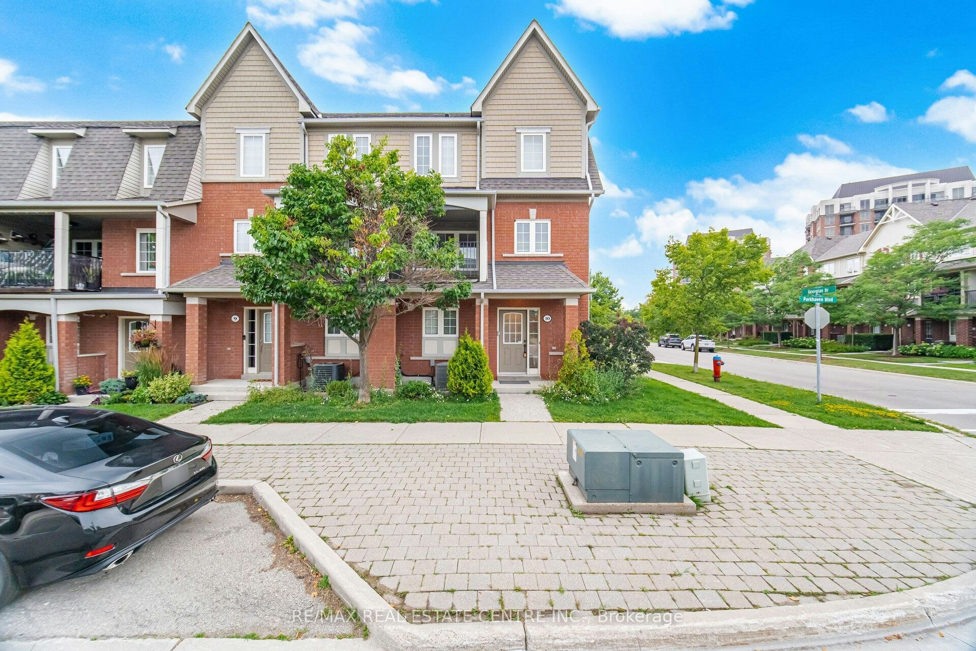 10-2360 Parkhaven Boulevard, Oakville, ON, L6H 7S6 - 2