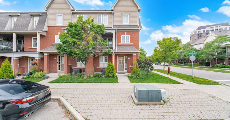 10-2360 Parkhaven Boulevard, Oakville, ON, L6H 7S6 - 2