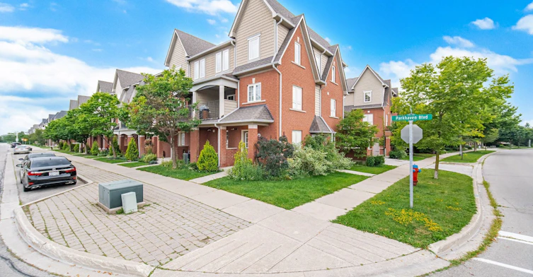 10-2360 Parkhaven Boulevard, Oakville, ON, L6H 7S6 - 3