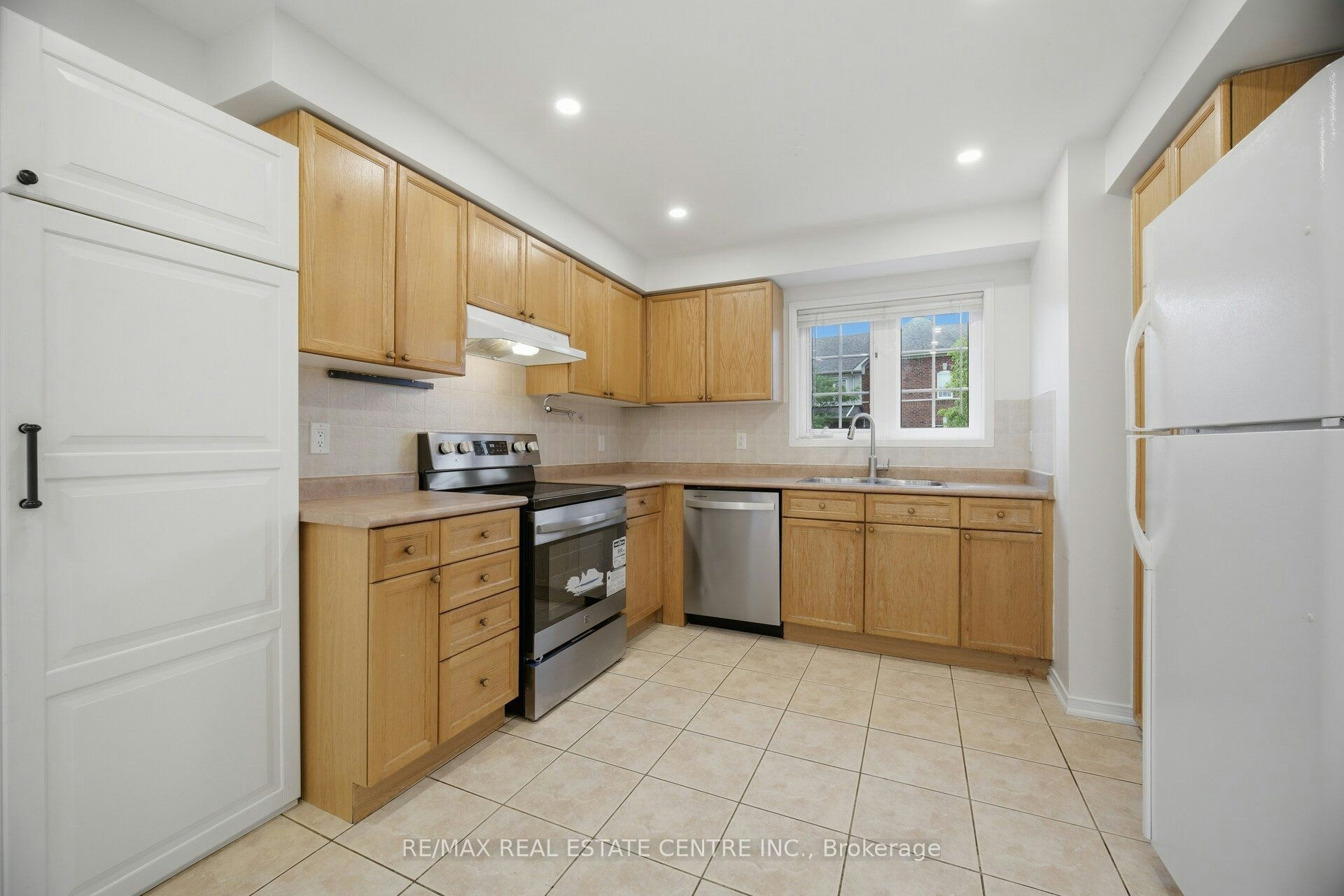10-2360 Parkhaven Boulevard, Oakville, ON, L6H 7S6 - 17