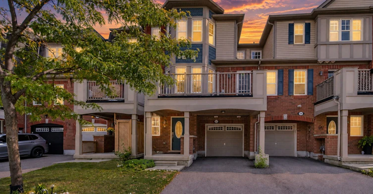 222 Mortimer Crescent, Milton, ON, L9T 8N7 - 2