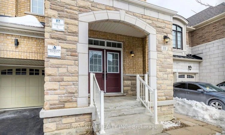 11 Clunburry Road