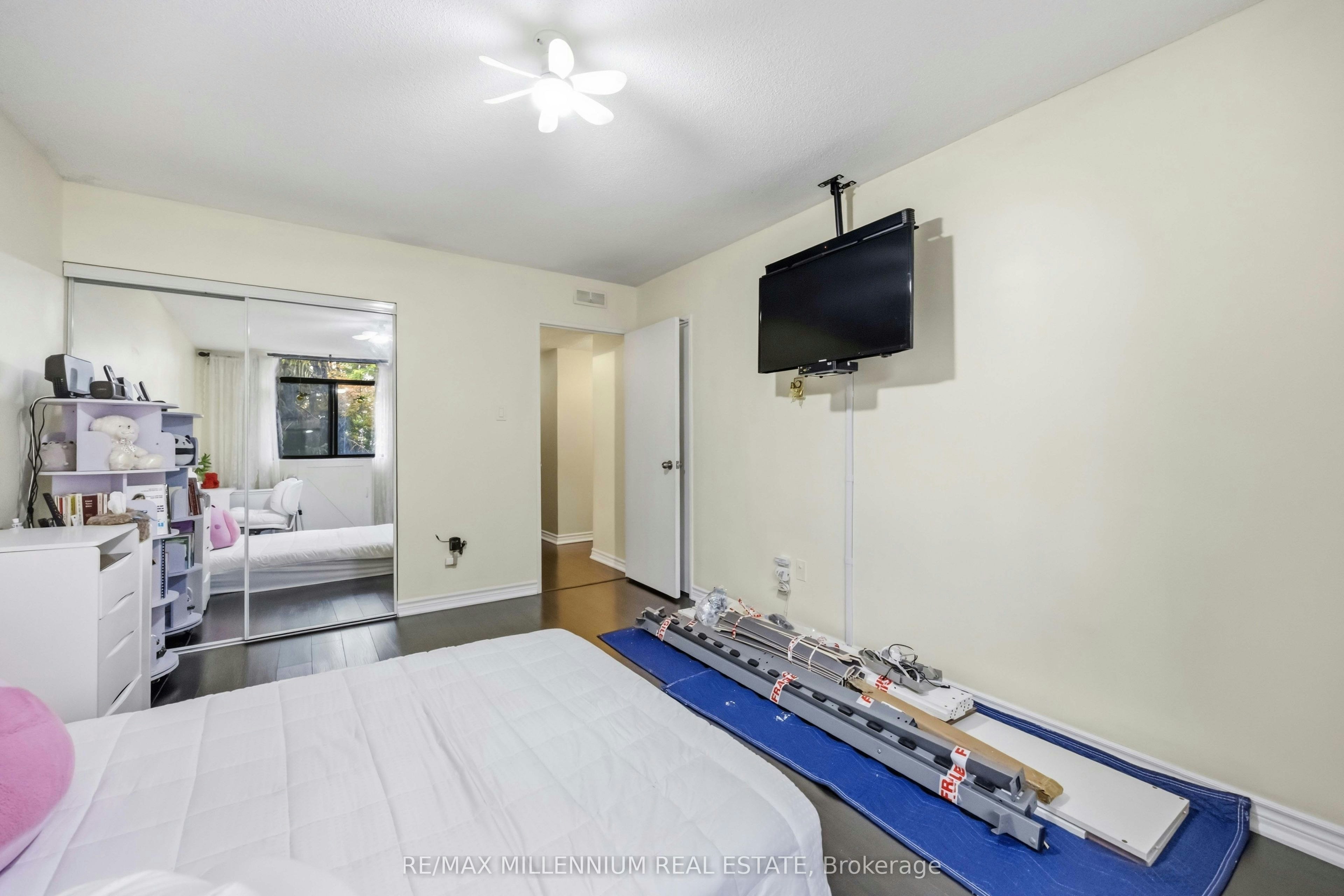 126-2645 Jane Street, Toronto, ON, M3L 2J3 - 22