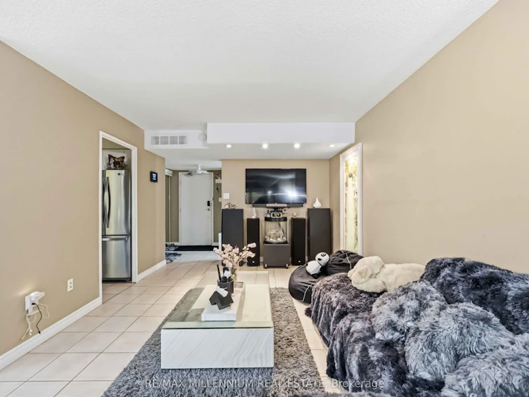 126-2645 Jane Street, Toronto, ON, M3L 2J3 - 13