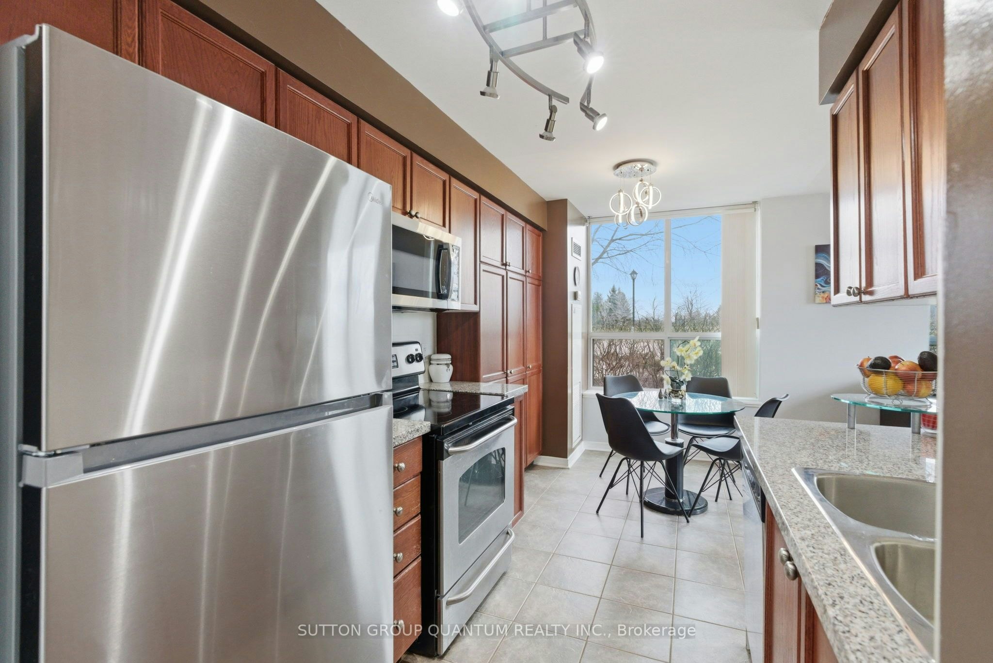 104-4889 Kimbermount Avenue, Mississauga, ON, L5M 7R9 - 4