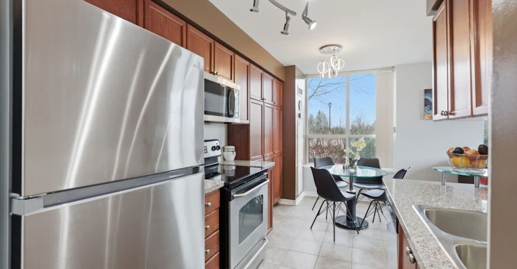 104-4889 Kimbermount Avenue, Mississauga, ON, L5M 7R9 - 4