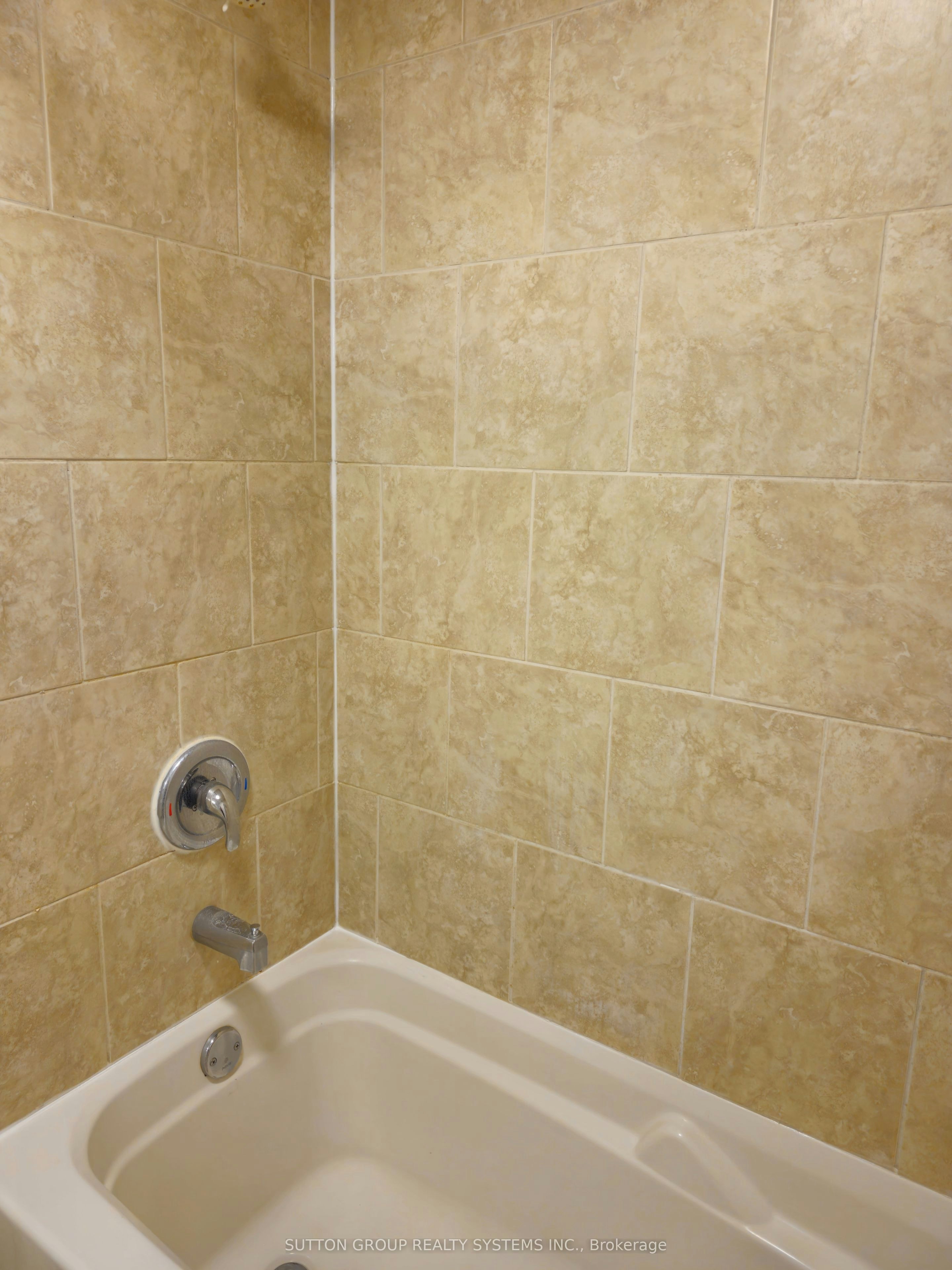Main Level-8879 Heritage Road, Brampton, ON, L6Y 0E4 - 11