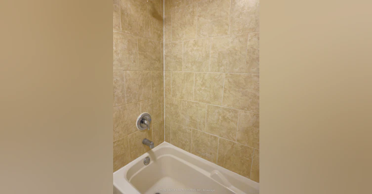 Main Level-8879 Heritage Road, Brampton, ON, L6Y 0E4 - 11