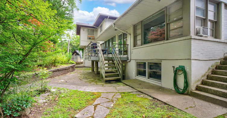 89 Valecrest Drive, Toronto, ON, M9A 4P5 - 32