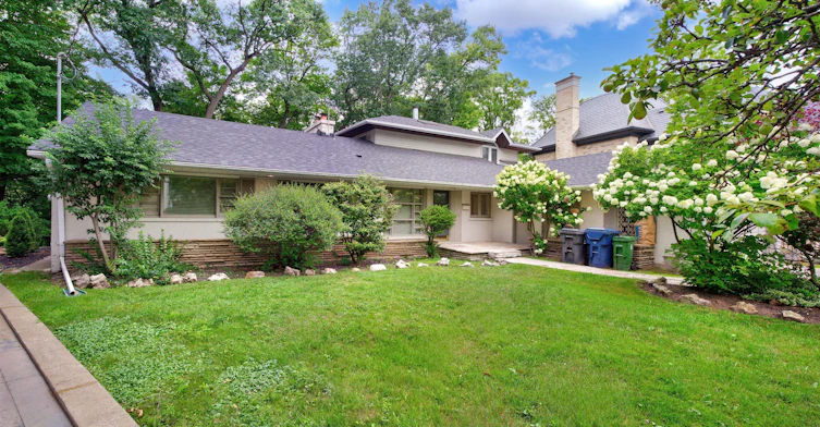 89 Valecrest Drive, Toronto, ON, M9A 4P5 - 2