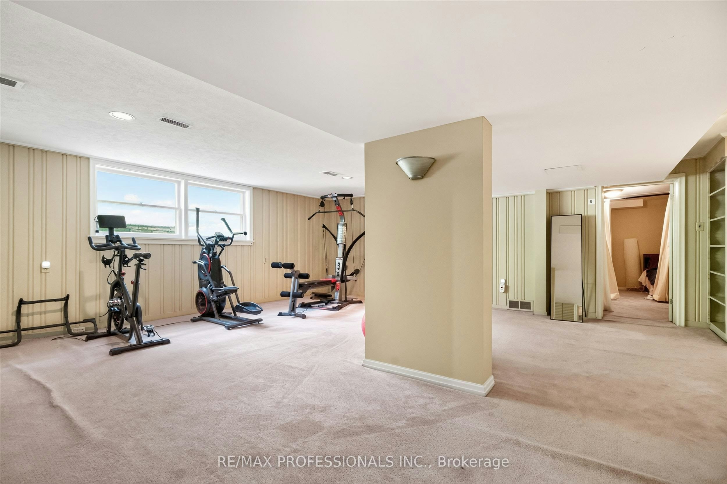 89 Valecrest Drive, Toronto, ON, M9A 4P5 - 22