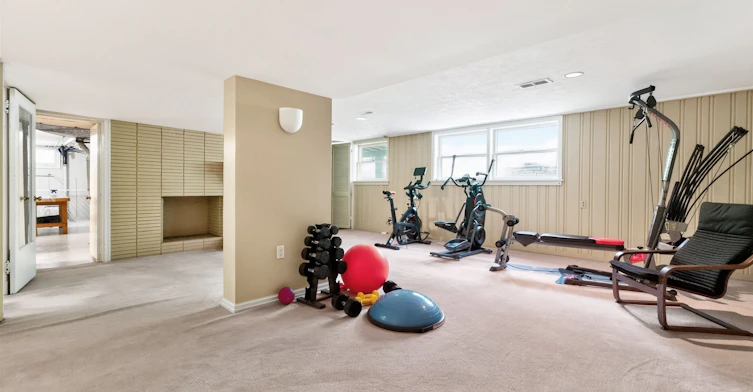 89 Valecrest Drive, Toronto, ON, M9A 4P5 - 23