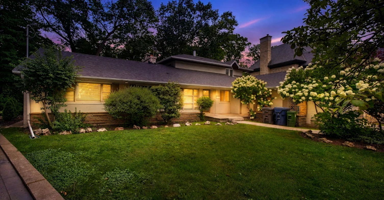 89 Valecrest Drive, Toronto, ON, M9A 4P5 - 3