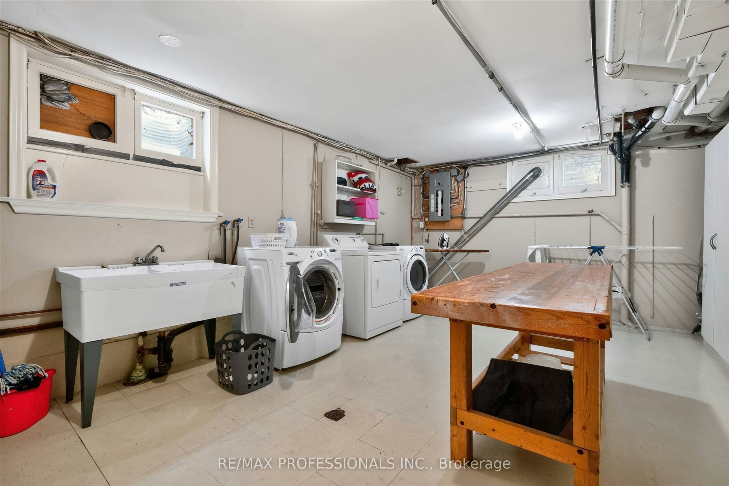 89 Valecrest Drive, Toronto, ON, M9A 4P5 - 28