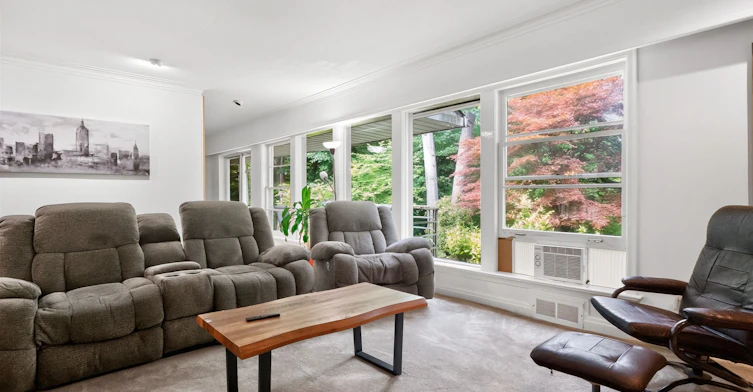 89 Valecrest Drive, Toronto, ON, M9A 4P5 - 7