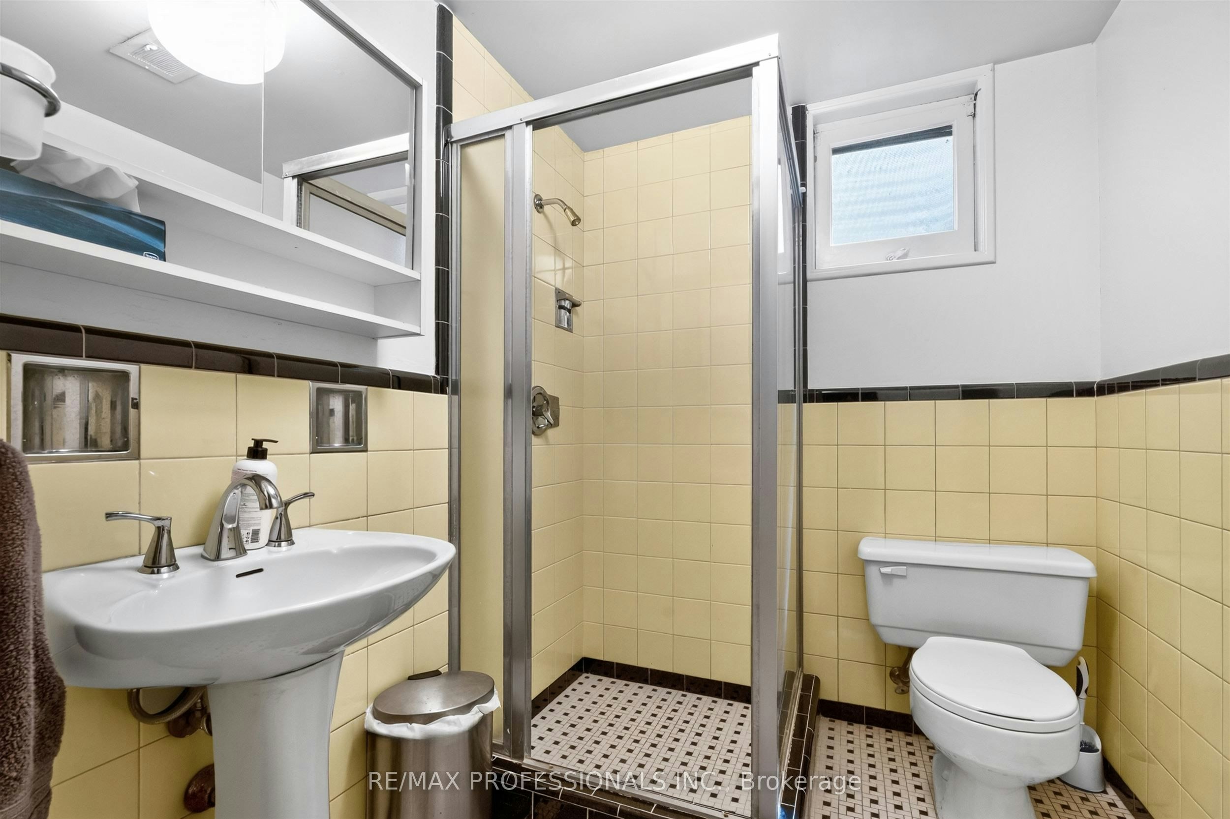89 Valecrest Drive, Toronto, ON, M9A 4P5 - 27