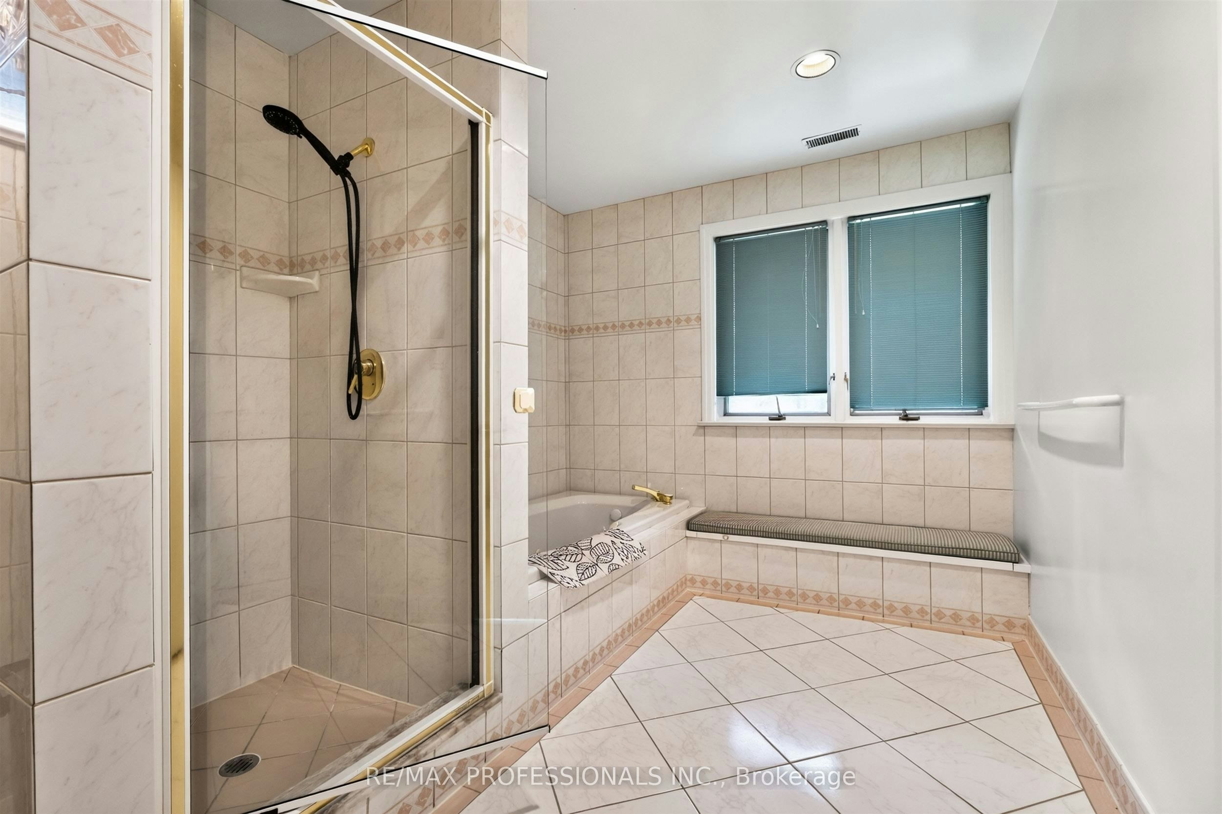 89 Valecrest Drive, Toronto, ON, M9A 4P5 - 21