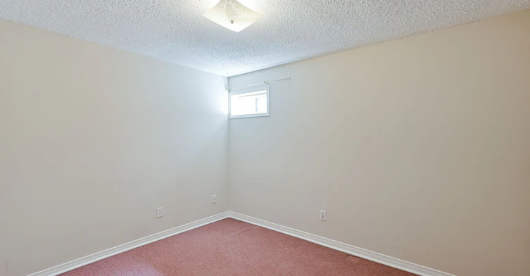 Lower-556 Farwell Crescent, Mississauga, ON, L5R 2A6 - 30