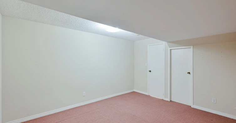 Lower-556 Farwell Crescent, Mississauga, ON, L5R 2A6 - 26