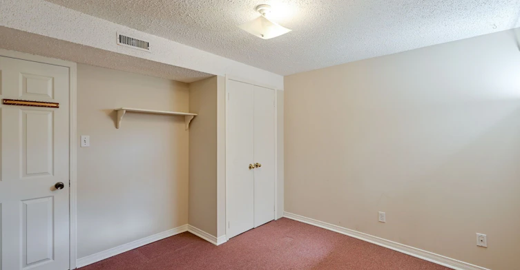 Lower-556 Farwell Crescent, Mississauga, ON, L5R 2A6 - 28