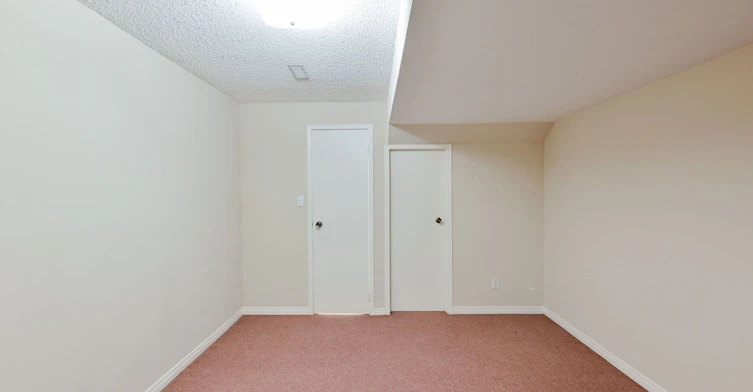 Lower-556 Farwell Crescent, Mississauga, ON, L5R 2A6 - 25