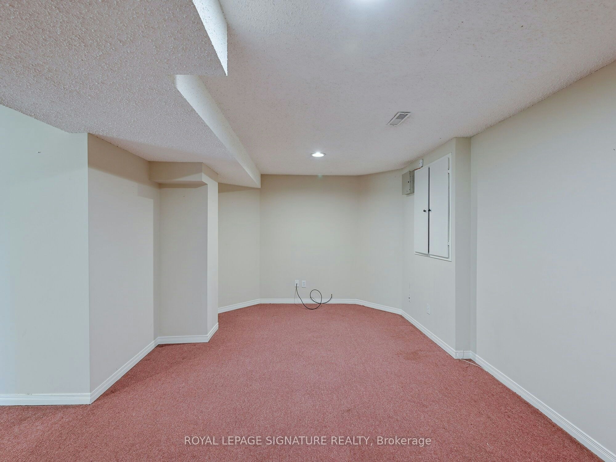 Lower-556 Farwell Crescent, Mississauga, ON, L5R 2A6 - 9
