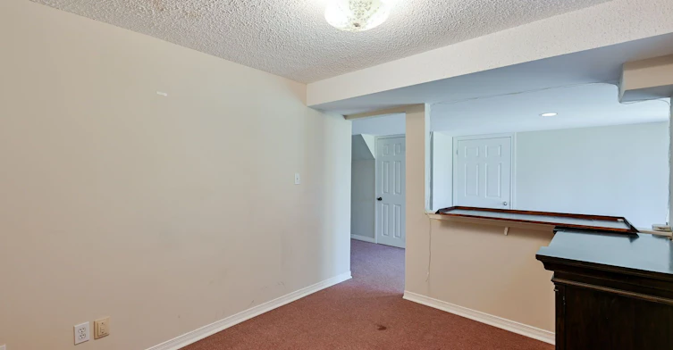 Lower-556 Farwell Crescent, Mississauga, ON, L5R 2A6 - 19
