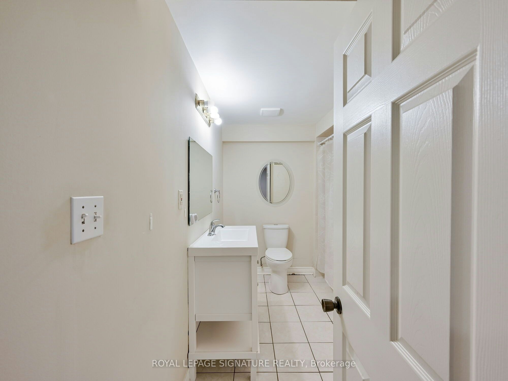 Lower-556 Farwell Crescent, Mississauga, ON, L5R 2A6 - 18
