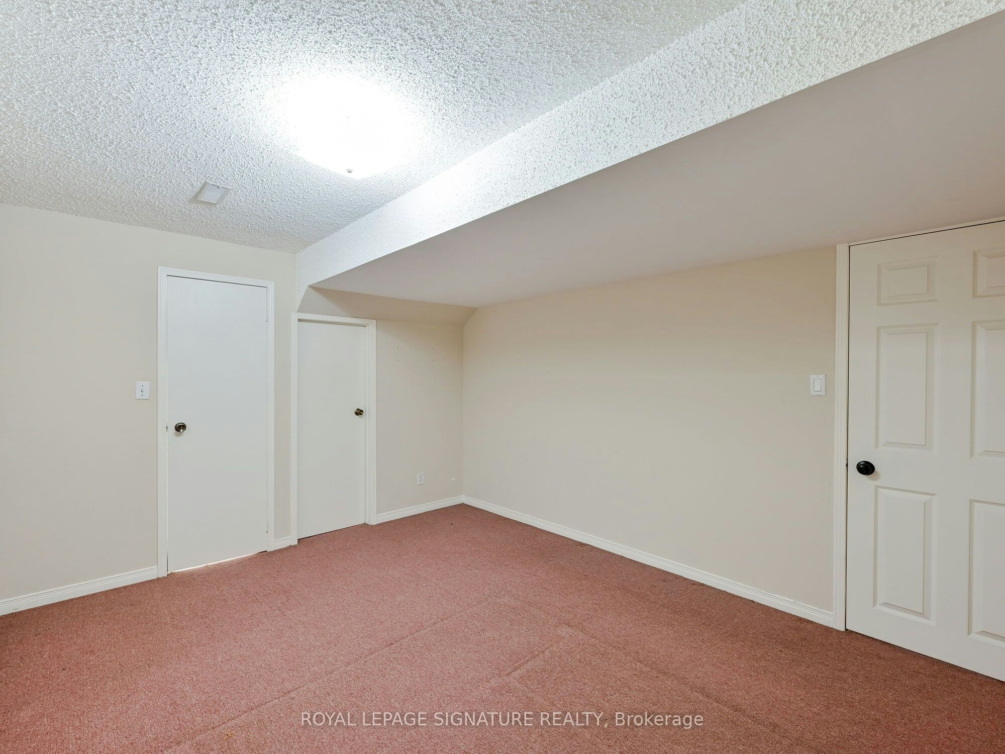 Lower-556 Farwell Crescent, Mississauga, ON, L5R 2A6 - 24