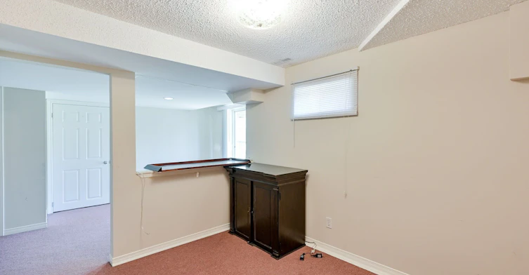 Lower-556 Farwell Crescent, Mississauga, ON, L5R 2A6 - 20