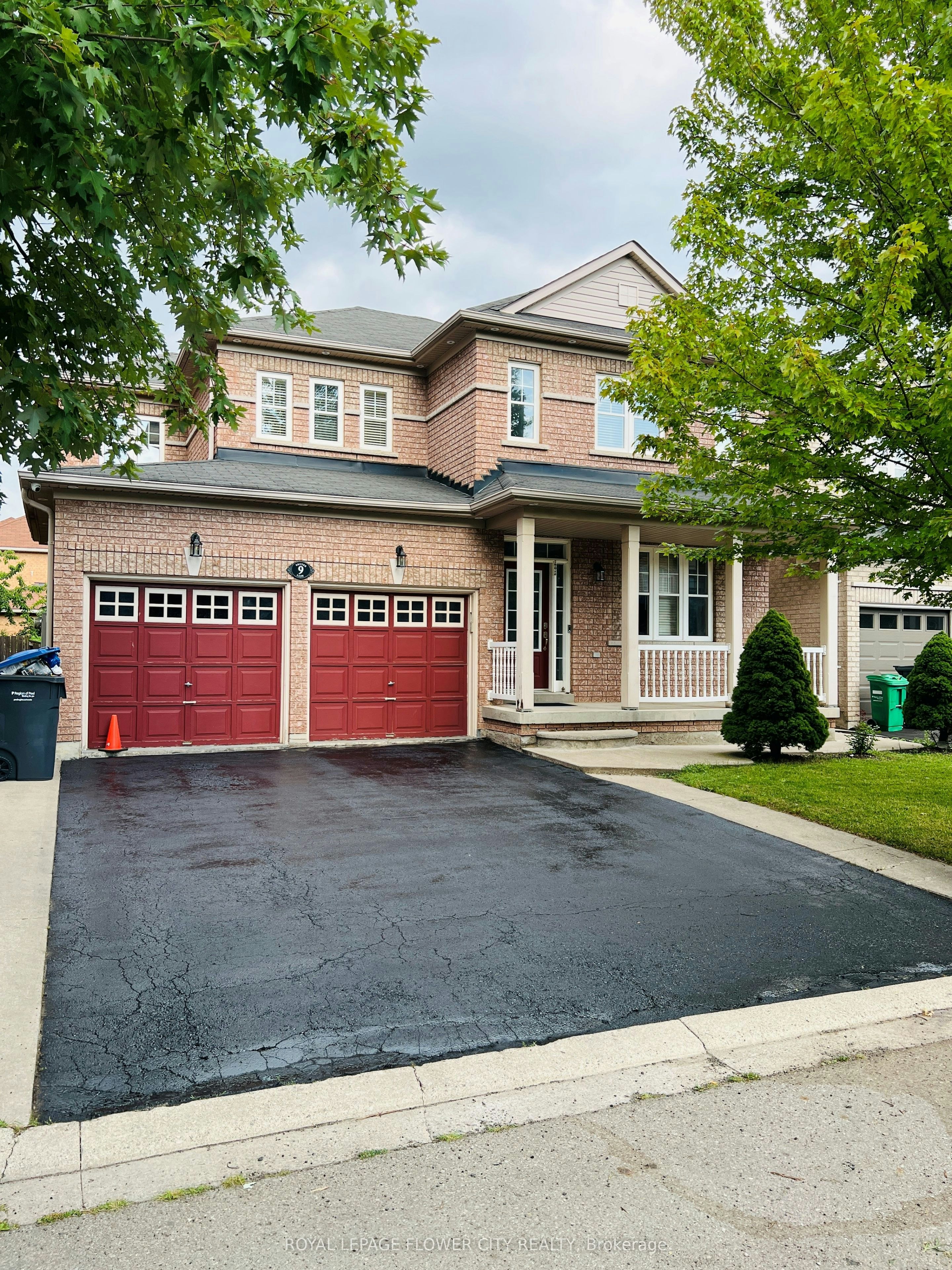 9 Shuter Lane, Brampton, ON, L6Y 5P1